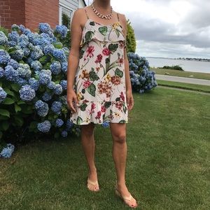 Flattering Flowery Summer Dress